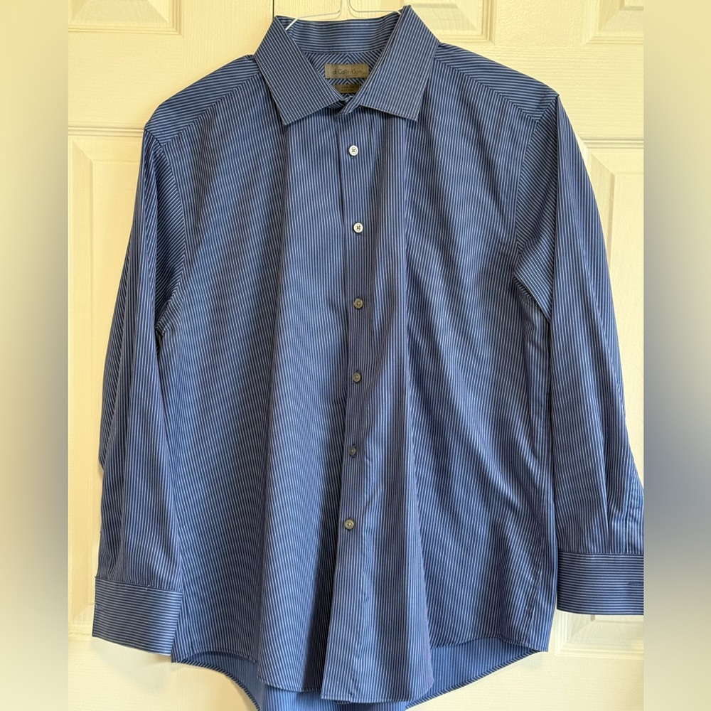 New- Calvin Klein Navy Pinstripe slim fit non-iron Dress Shirt. 17.5